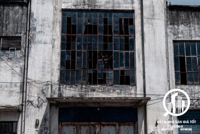 Bán nhà xưởng nát 3000m2 mặt tiền rẽ đẹp đường  Lê Văn Quới - Bình Trị Đông - TPHCM