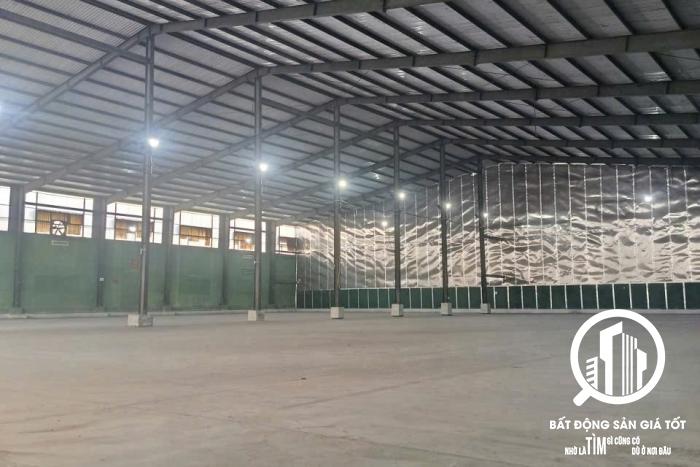 Cho thuê nhà xưởng 2450m2 Mặt tiền Nguyễn Văn Linh -TPHCM